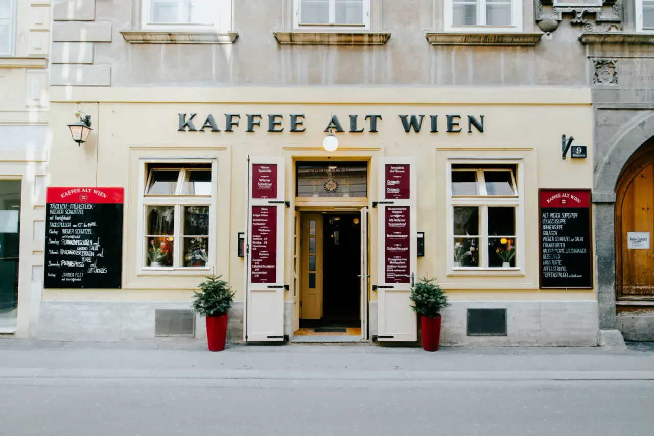 BookNoFees: Cafetería – Kaffee Alt Wien – Vienna – Café Alt Wien, foto 1